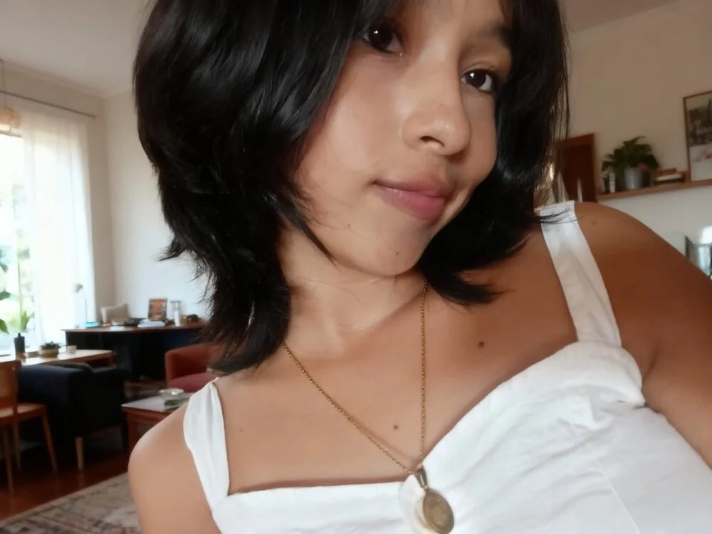 دردشة Real_virgin_Pussy الجنسية دون اتصال