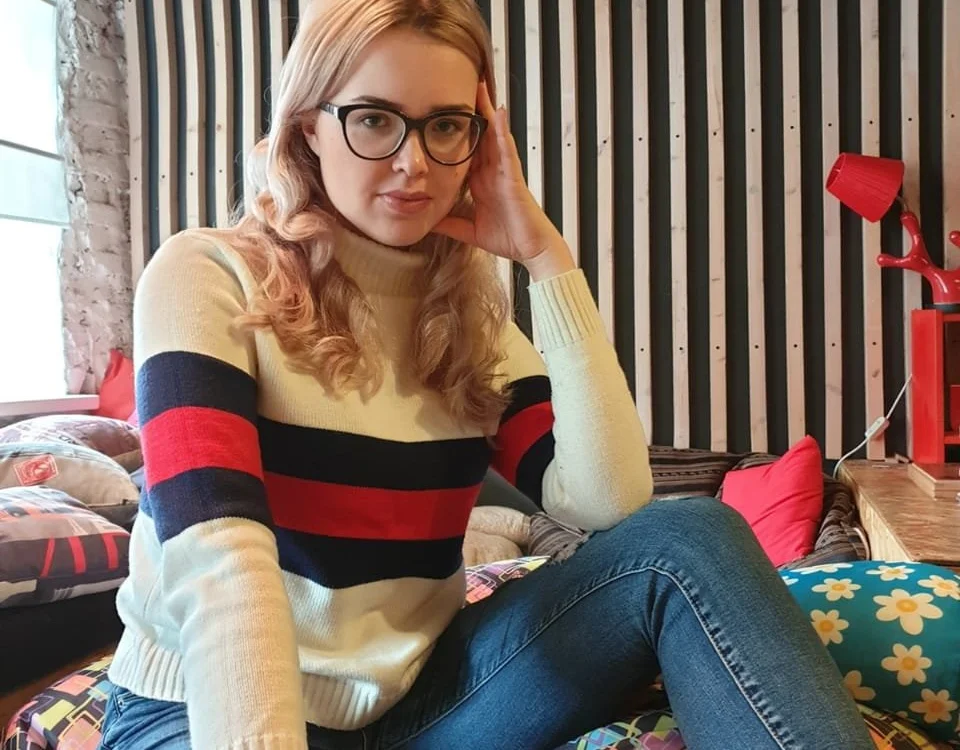 JoomNikki's Offline Chat Room