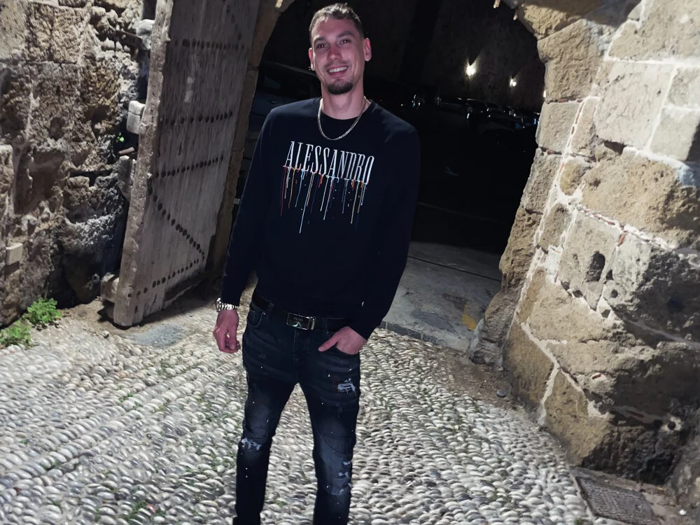 Офлайн-чат XXX OfficalBigmac93