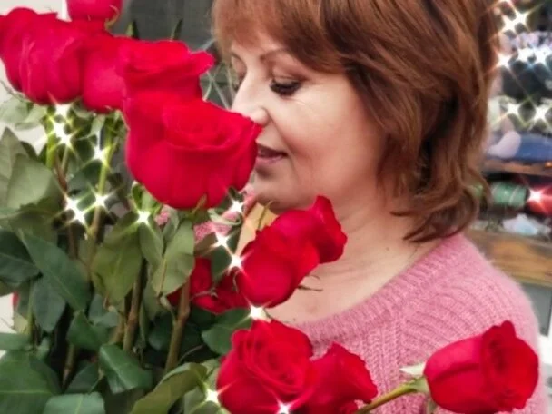 Edelweiss8888 離線 XXX 聊天