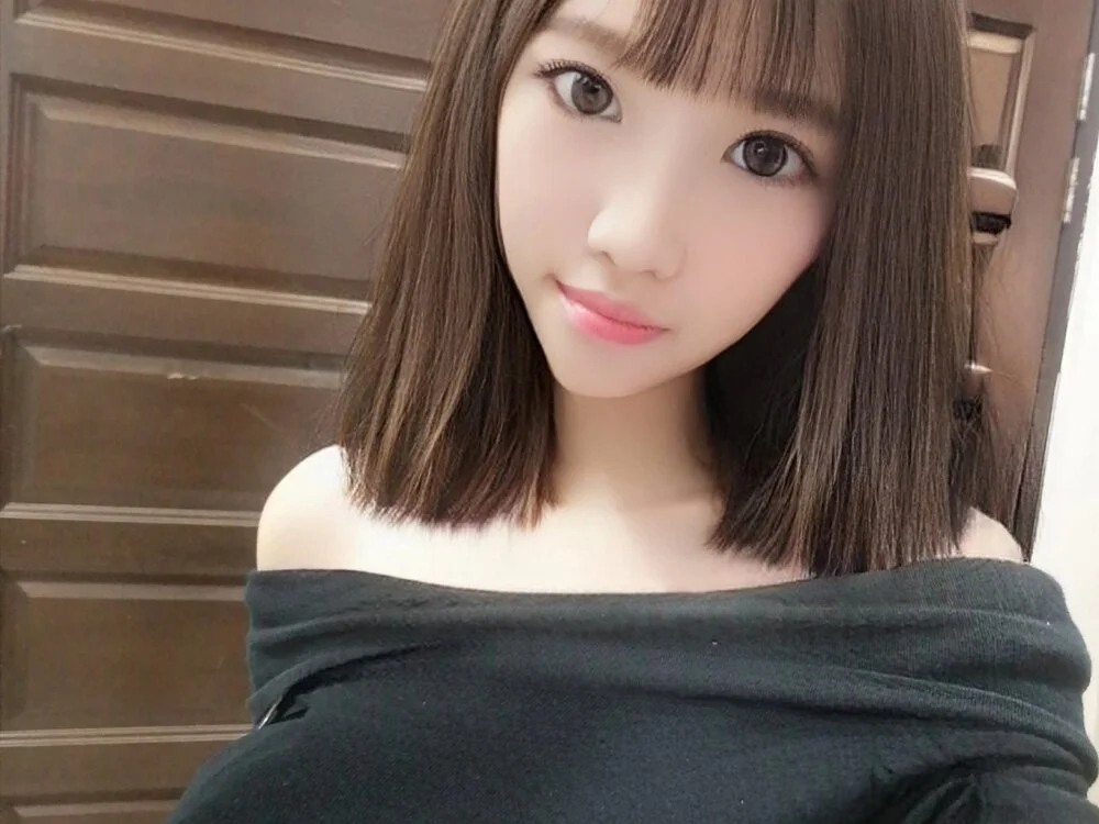 Wenwen_TS Chat XXX Ngoại tuyến