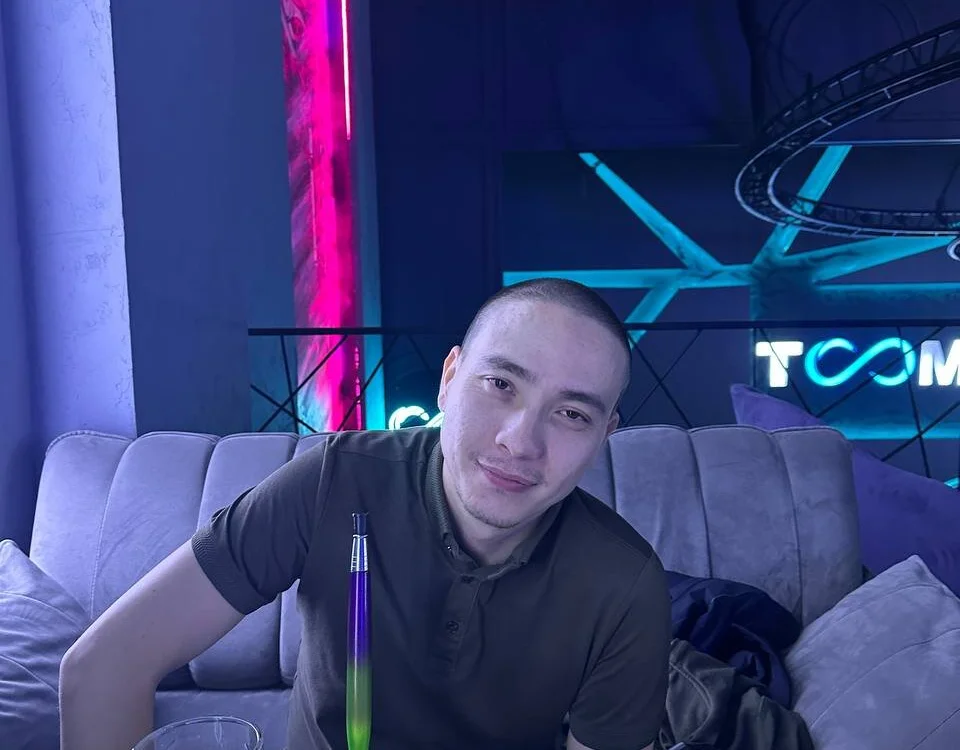 as1angirl's Offline Chat Room