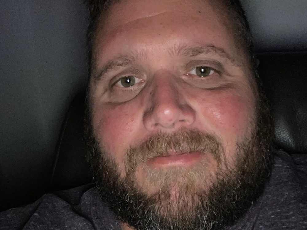 sonnybear's Offline Chat Room
