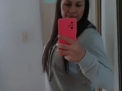 Ruby_glow01 Female Latindoggystyle Chat Webcam