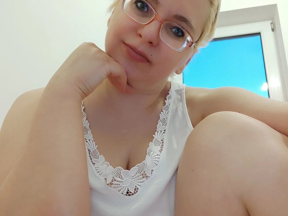 VikaKing Chat XXX offline