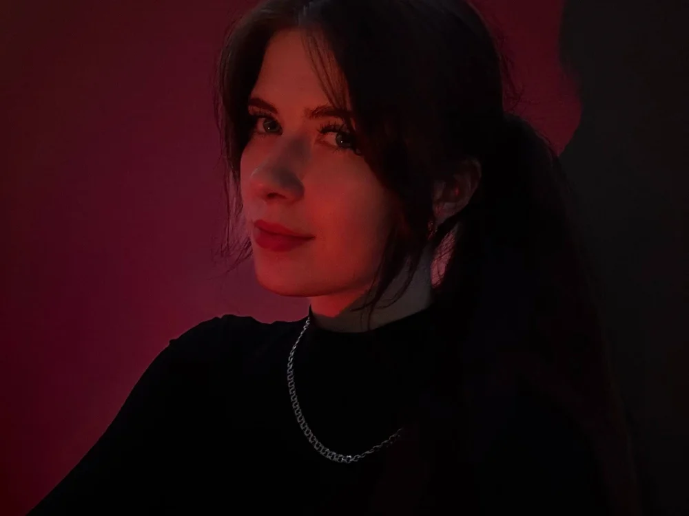 Marilyn_Graan Chat XXX offline