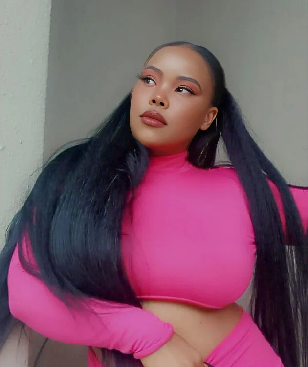 AmaraKingxx 離線 XXX 聊天