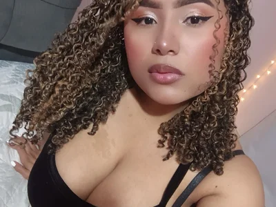 Latina_sexy28 - Girl 
