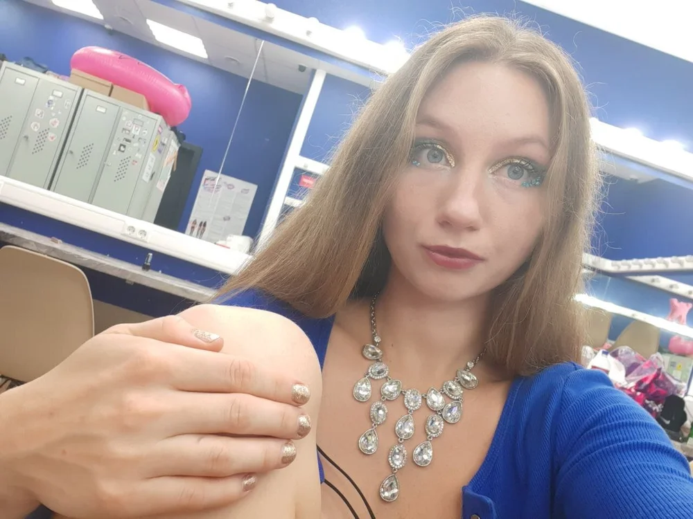 EmilyLang's Offline Chat Room