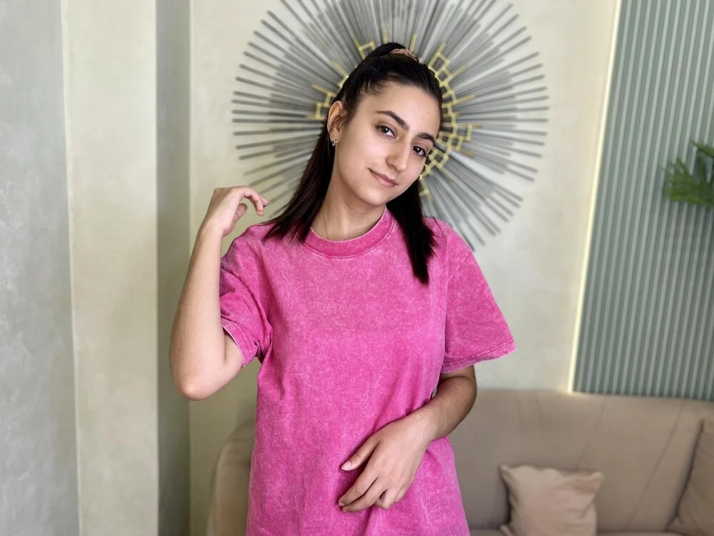 Gloria_Bendall Offline XXX-chat