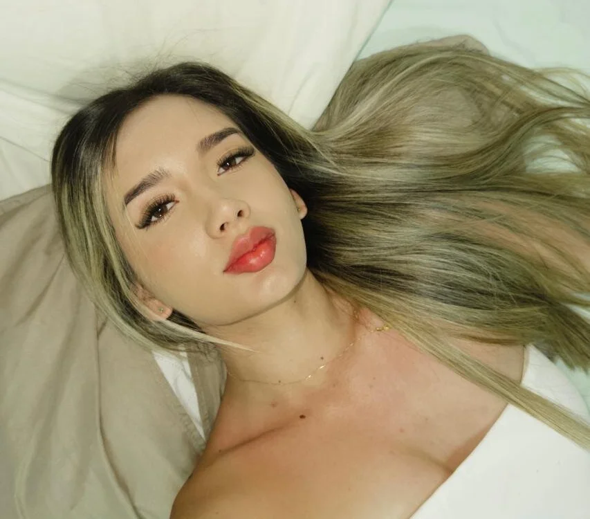 Julieta-Ospina Offline XXX-Chat