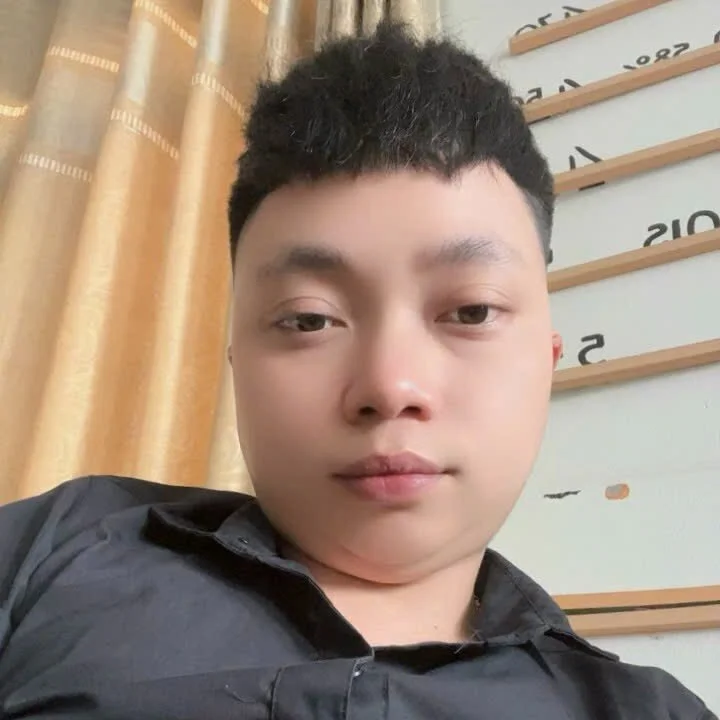 Thocon135 離線 XXX 聊天