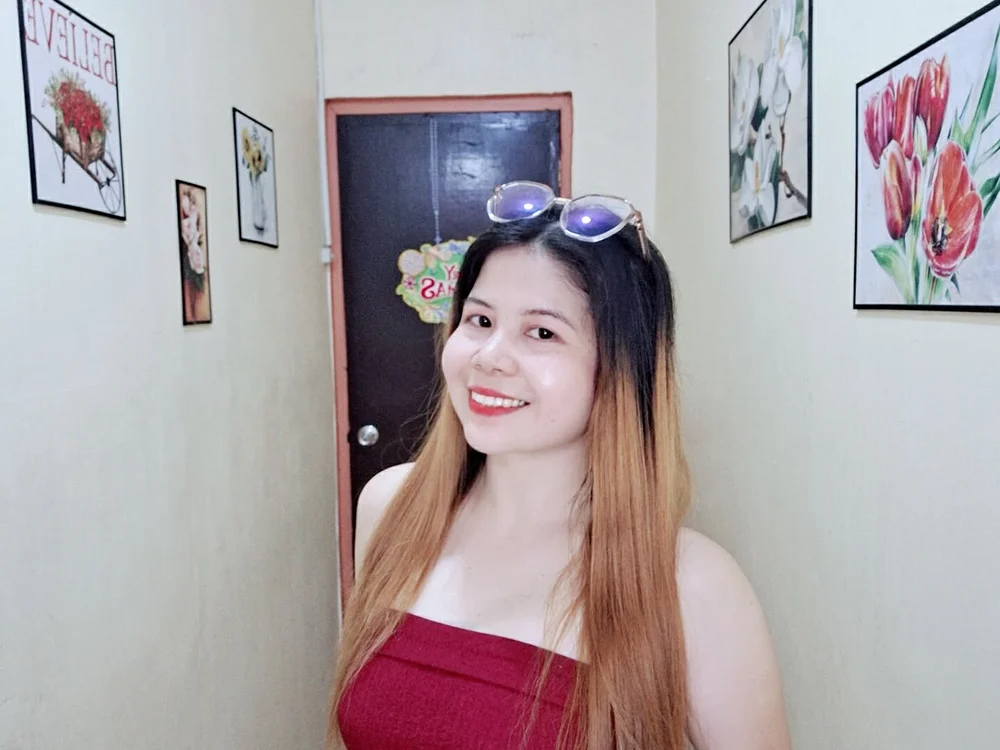 SexyEhmz's most recent online preview