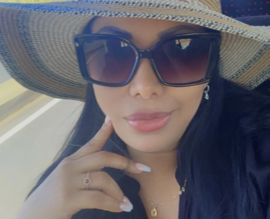 roxi-19's Offline XXX Chat