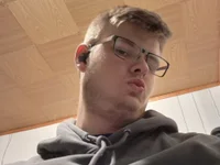 Oli0203@xh's webcam live show