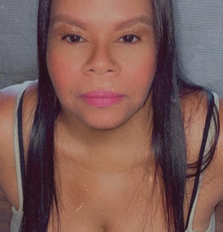 Brendaasnicar12 Offline XXX-Chat