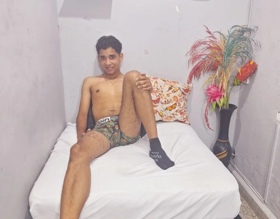bran_hot_'s Offline Chat Room