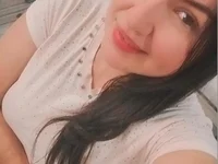 Luciaa_wet's Live XXX Chat