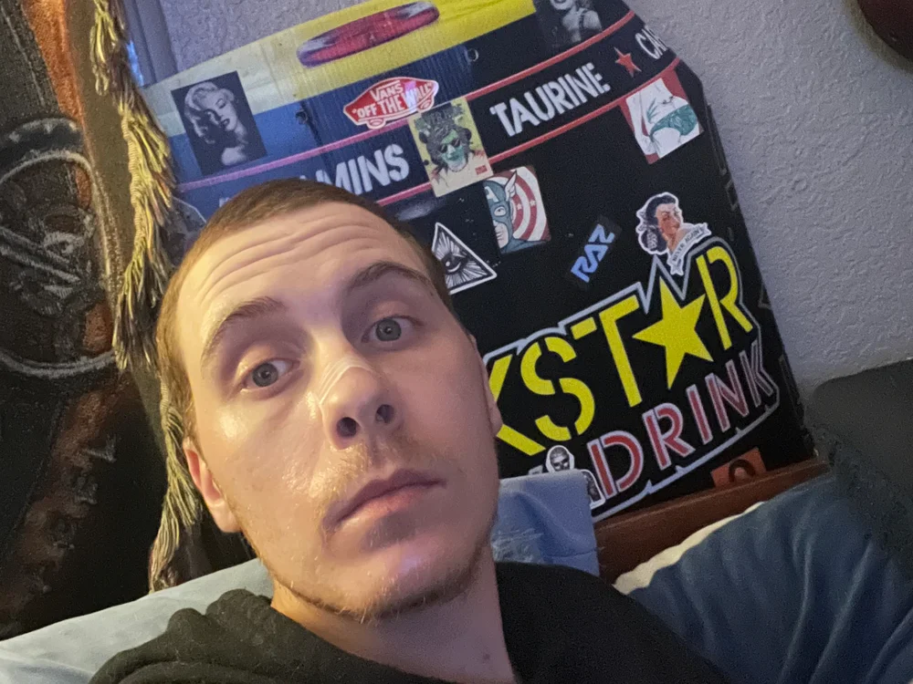 bitwinkfreak25 Obrolan XXX Offline
