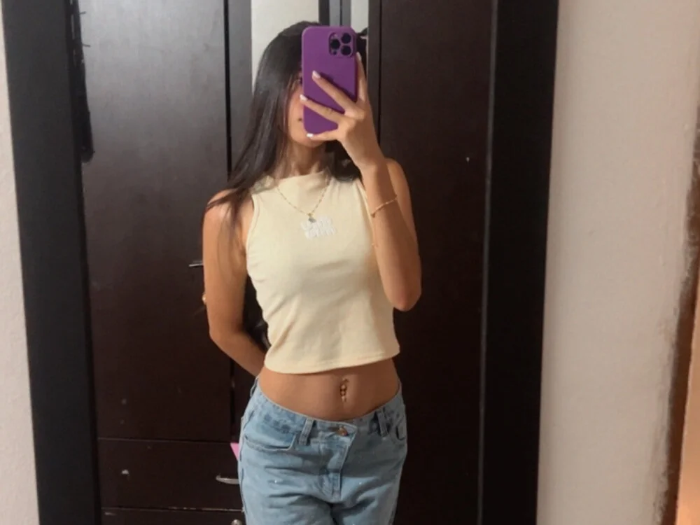 Milleradhara24 Chat XXX offline