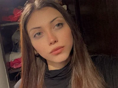 Laura_rouss_tf - Girl 