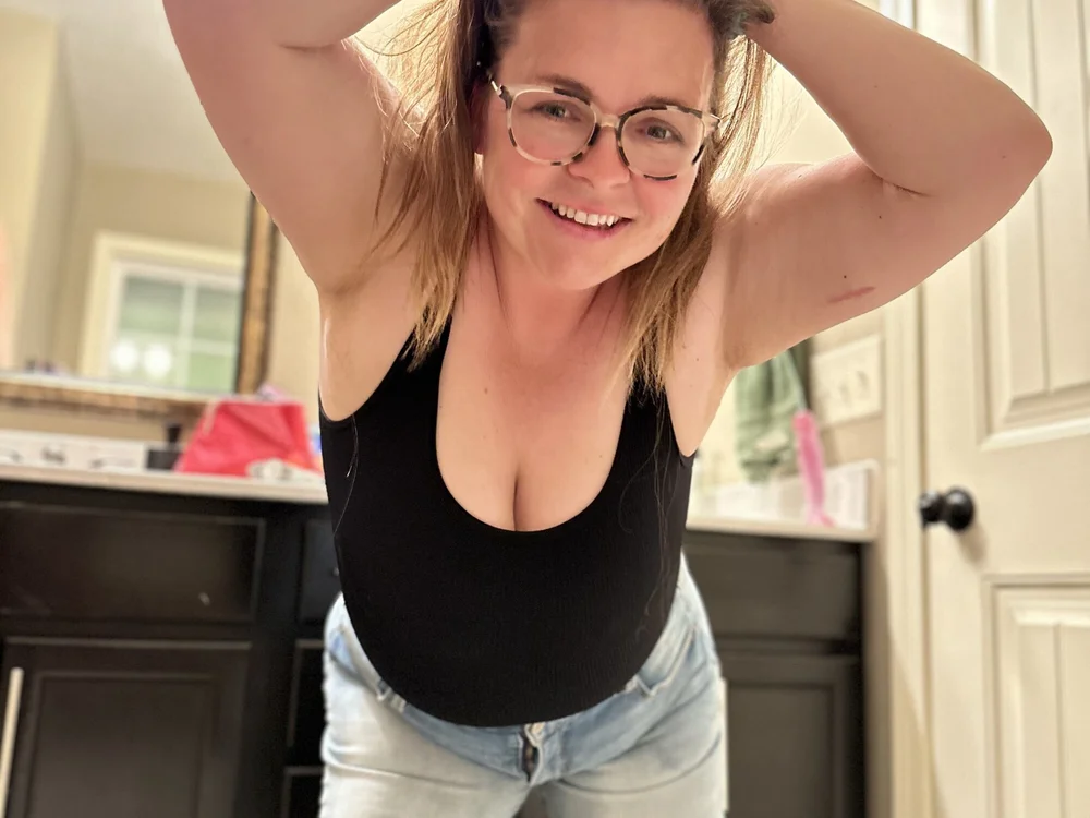 Momfeet69 offline chatrum