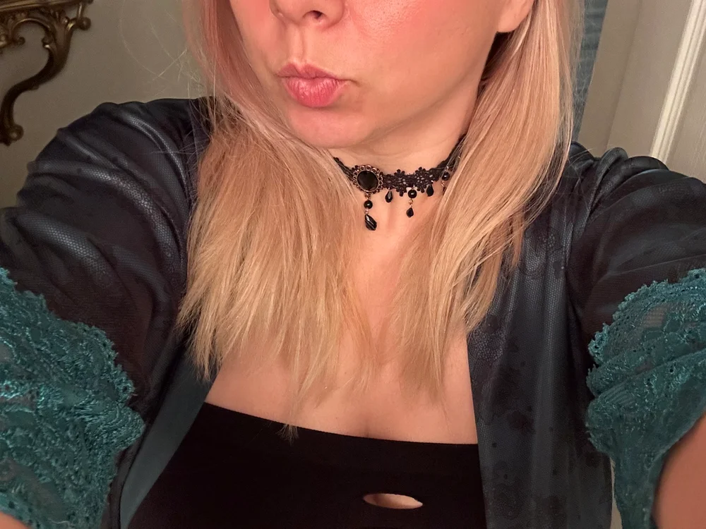 callme_iva offline XXX-chat