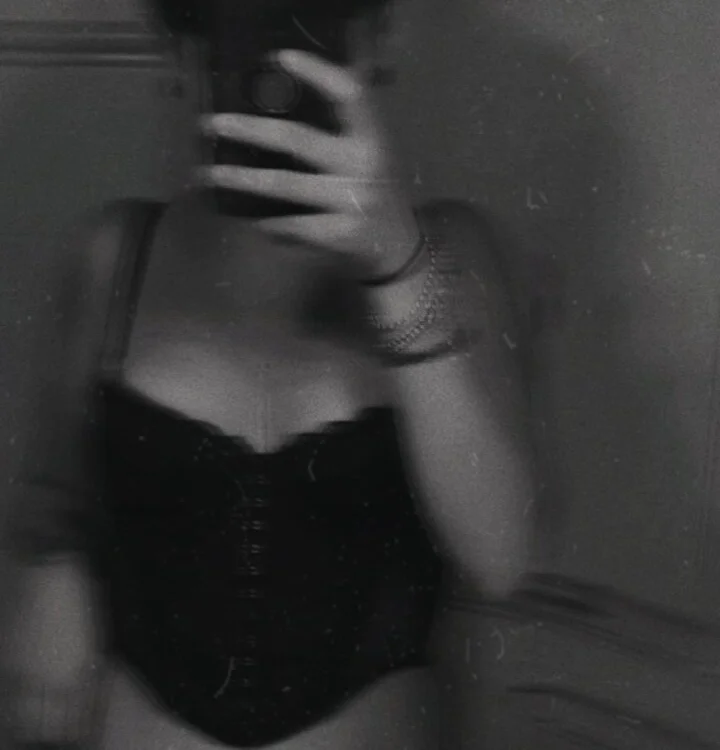 scarlet97 Chat XXX offline