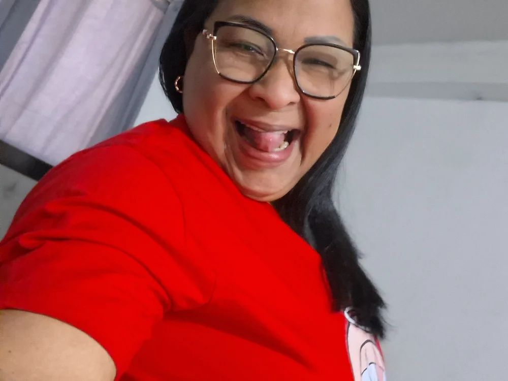 lamorenasa18 offline chatrum