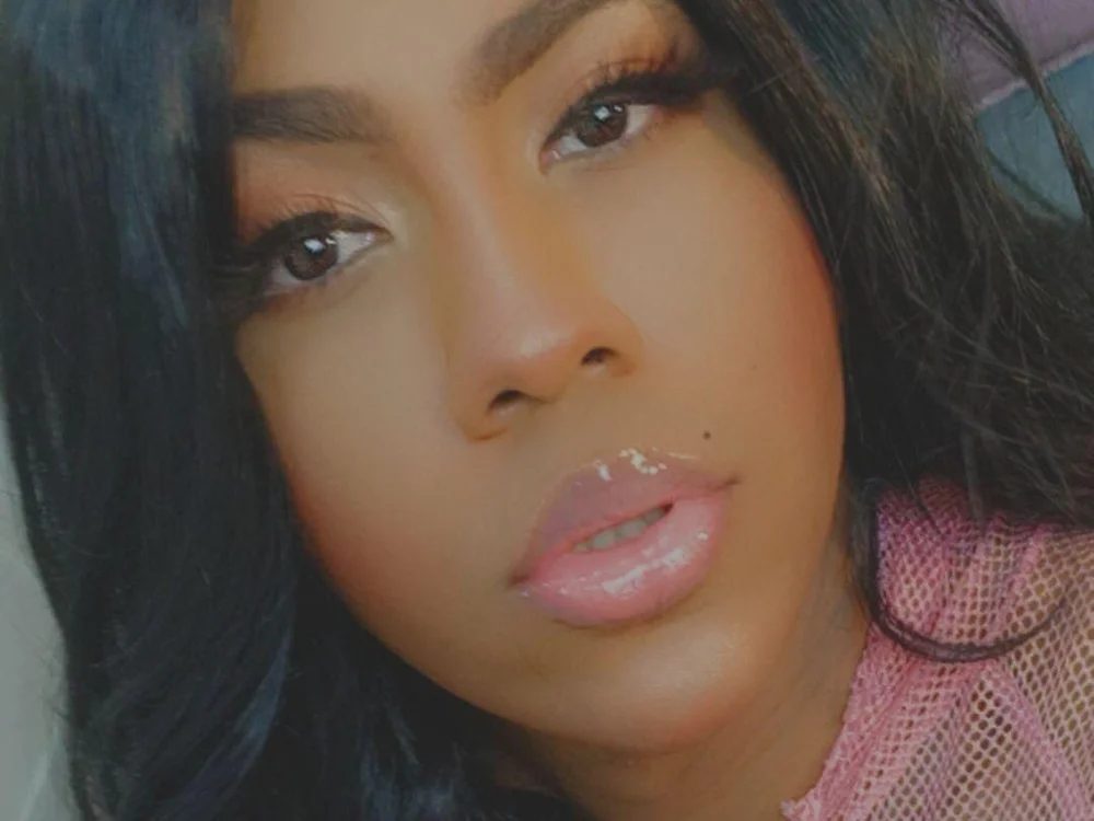 Kendra_queenn's Offline XXX Chat
