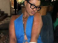 Moonzy77 Live XXX-chat