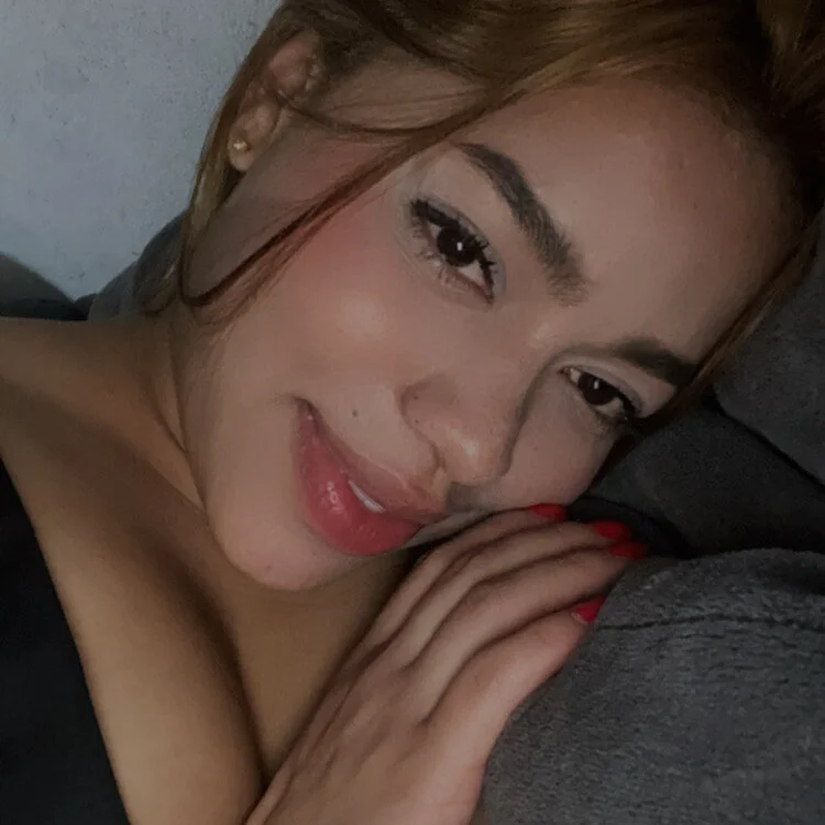 IvetteFiztgeral Chat XXX offline