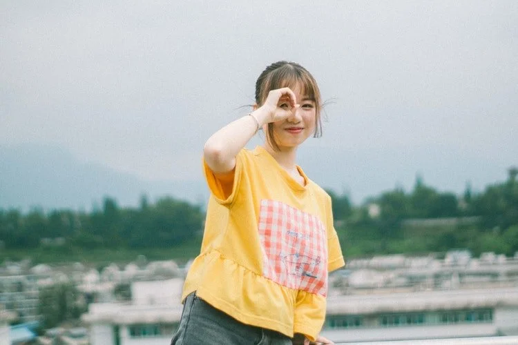 JuneLee offline chatrum