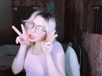 SusieMilkis's webcam live show