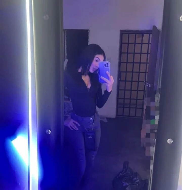 Offline chatovací místnost Lexxa_hot