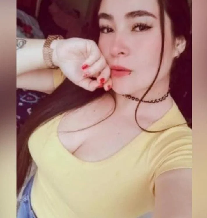 Offline XXX chat modela ScarletMoonnn