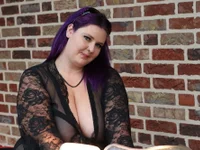 JoyceKyra91's Offline XXX Chat