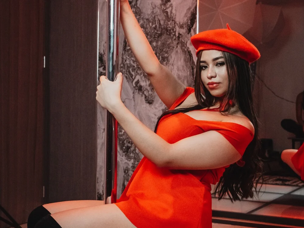 Hannah_monroe_ offline chatrum