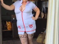 LucyMilfWife webcam