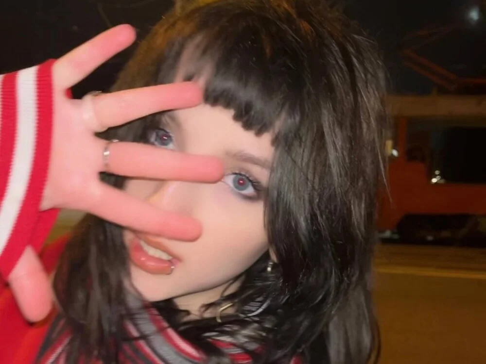 Offline XXX chat modela Viv_Player