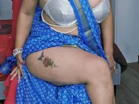 HotSpicyGujju Obrolan Langsung XXX