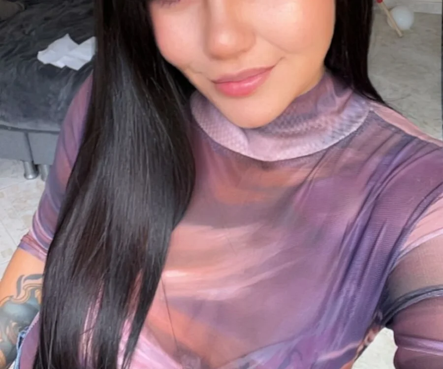 Sahori_brmn Offline XXX chat