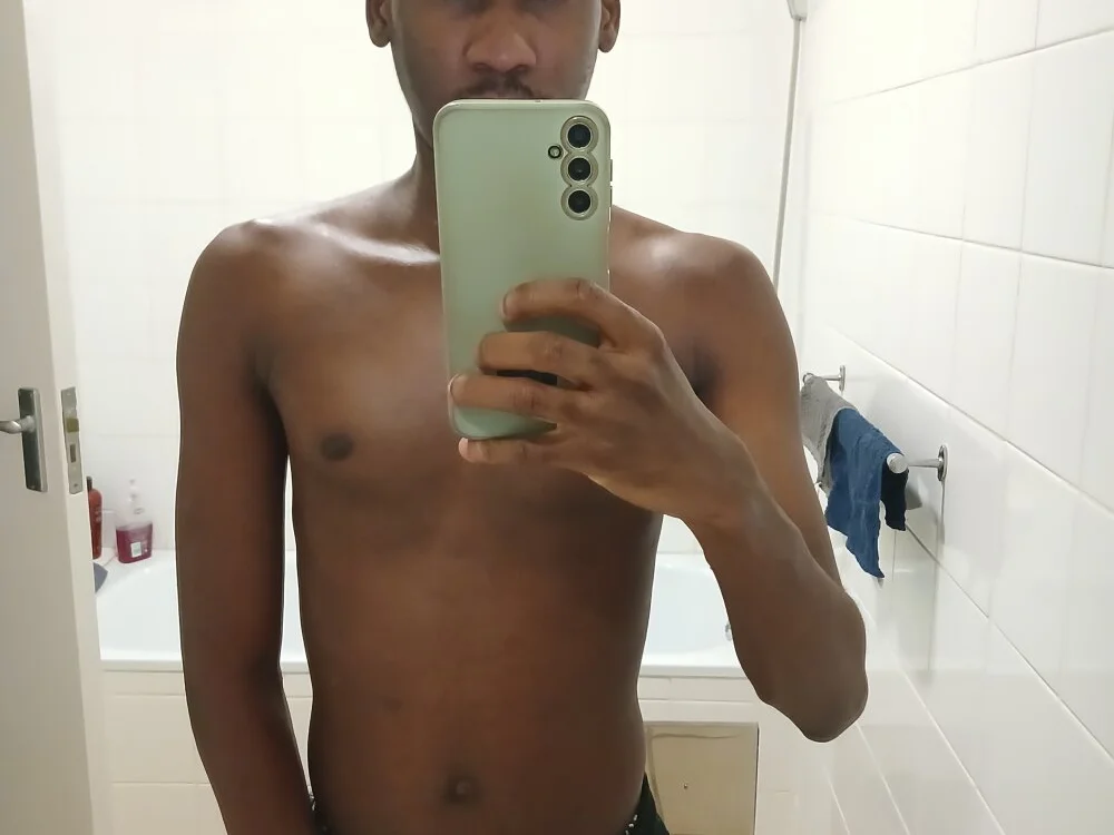 Chatroom XXX hors ligne de babyboy_tee