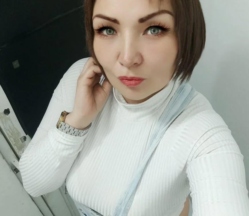 helen_stepmom's Offline XXX Chat