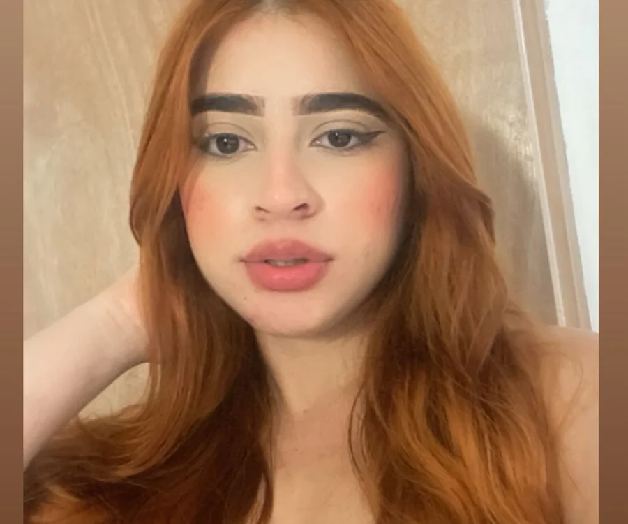 martina_connor1 cam model