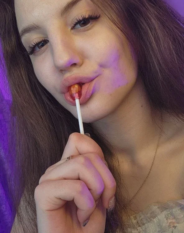 MilaStoyne offline XXX-chatje