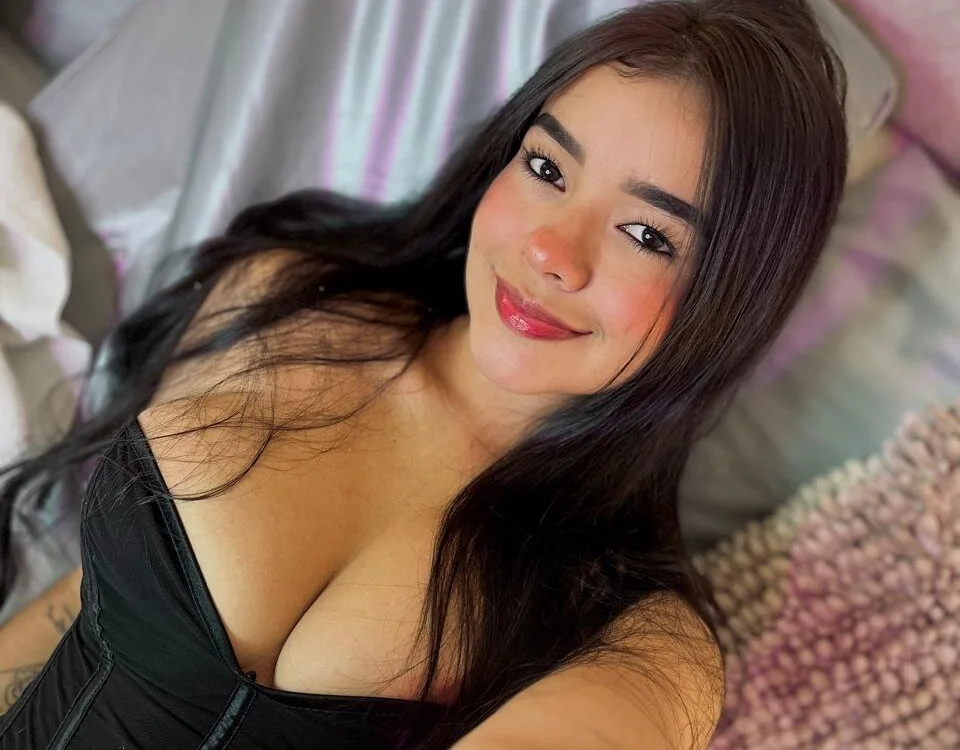 Sophia_Wy Chat XXX offline