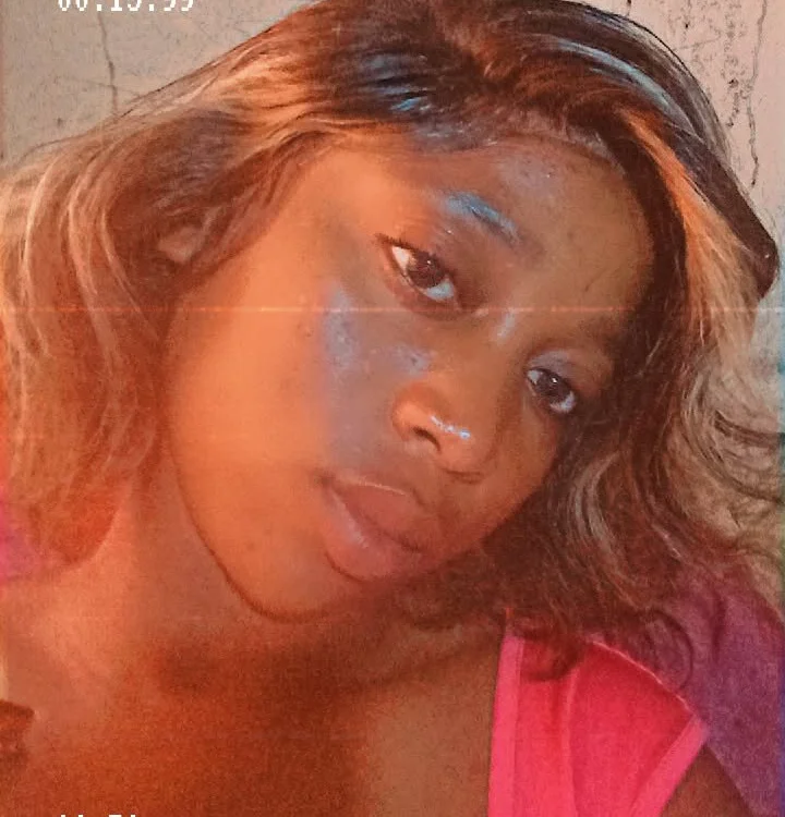 Bretbooty23's Offline XXX Chat