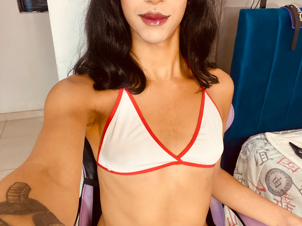 Mostrona_hairy Chat XXX offline