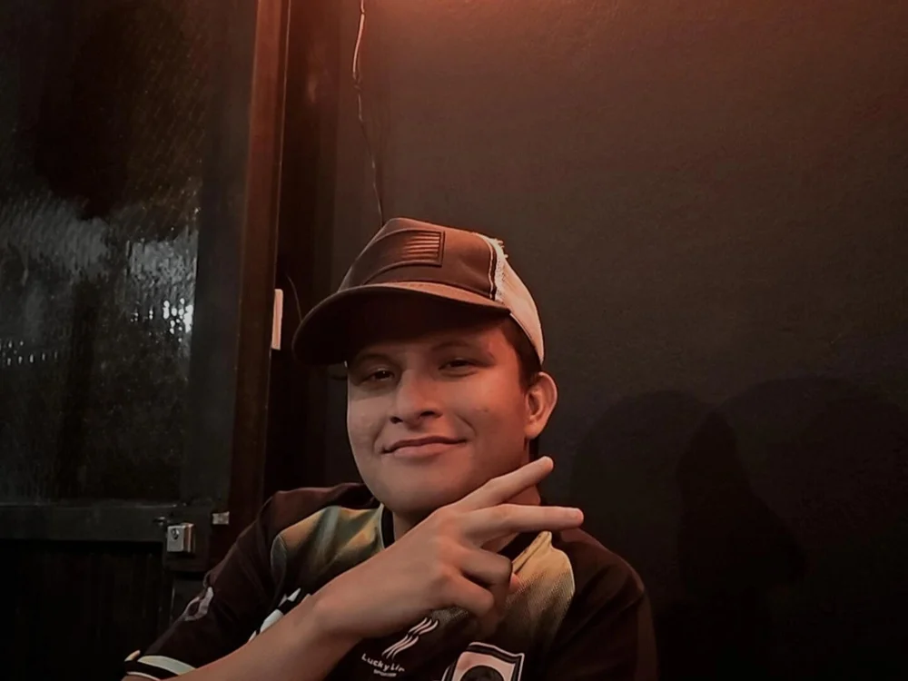 Carlos134276v offline chatrum